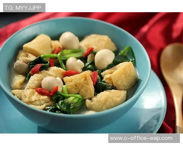 杨敏独家分享网球技巧与心得助你提升球技的秘密之道