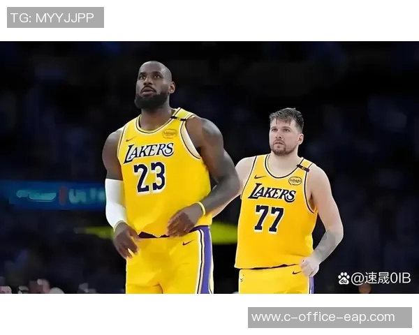 2013年湖人与灰熊的激战回顾：一场篮球盛宴的精彩瞬间与战术较量