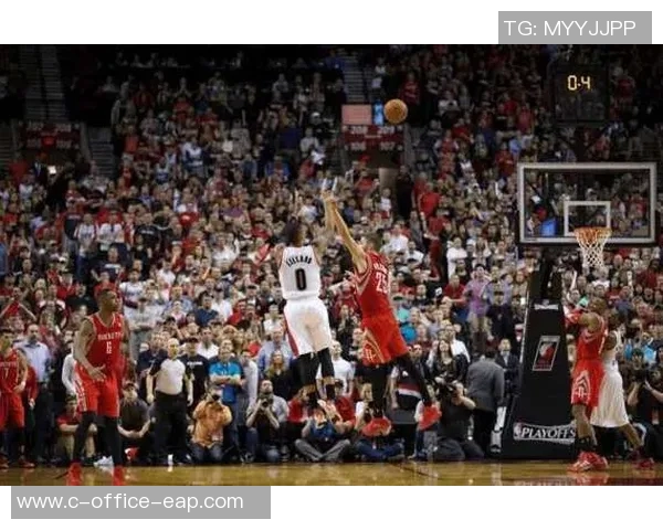 2019年火箭队与开拓者队激战回顾精彩瞬间与球员表现分析