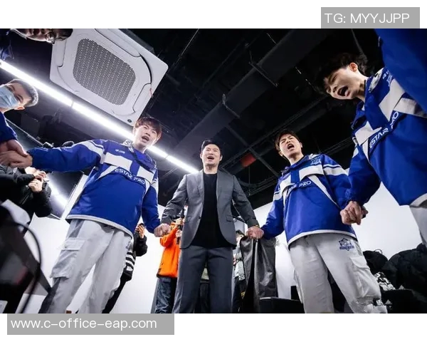 三星对决广厦激战正酣谁能在篮球赛场上笑到最后