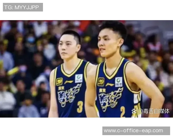 浙江广厦与南京同曦激战正酣谁能在CBA赛场上笑到最后 浙江广厦与南京同曦激战正酣谁能在CBA赛场上笑到最后