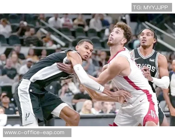 火箭队与马刺队精彩对决全场回顾及精彩瞬间分析